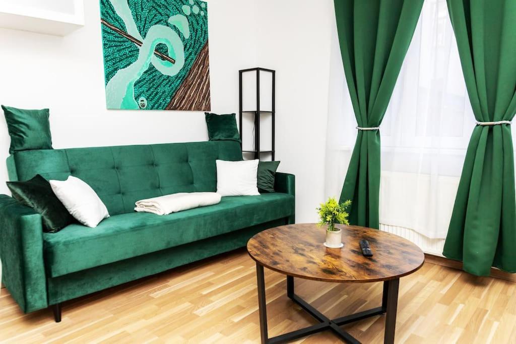 City Apartment Top Location, Quiet And Cozy Ideal To Relax Or Work Вена Экстерьер фото